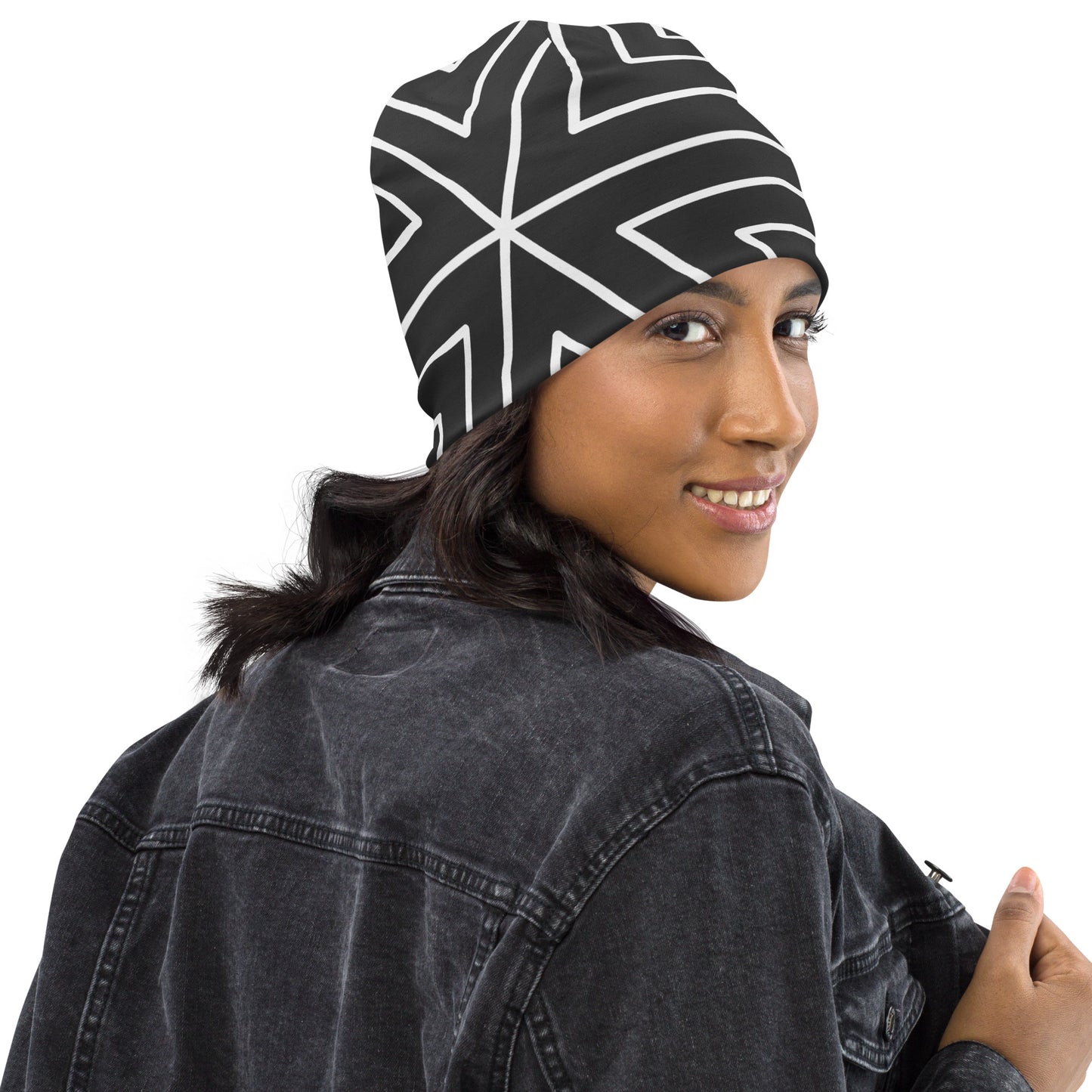 XCLUSIF POETIX BLACK TRIANGLE Beanie