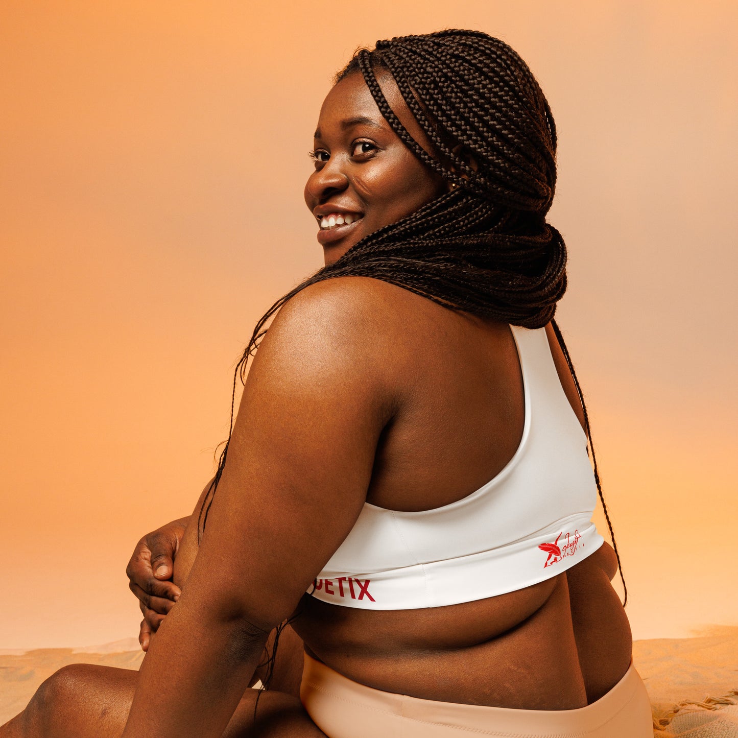 XCLUSIF POETIX WHITE & RED LOGO Longline sports bra