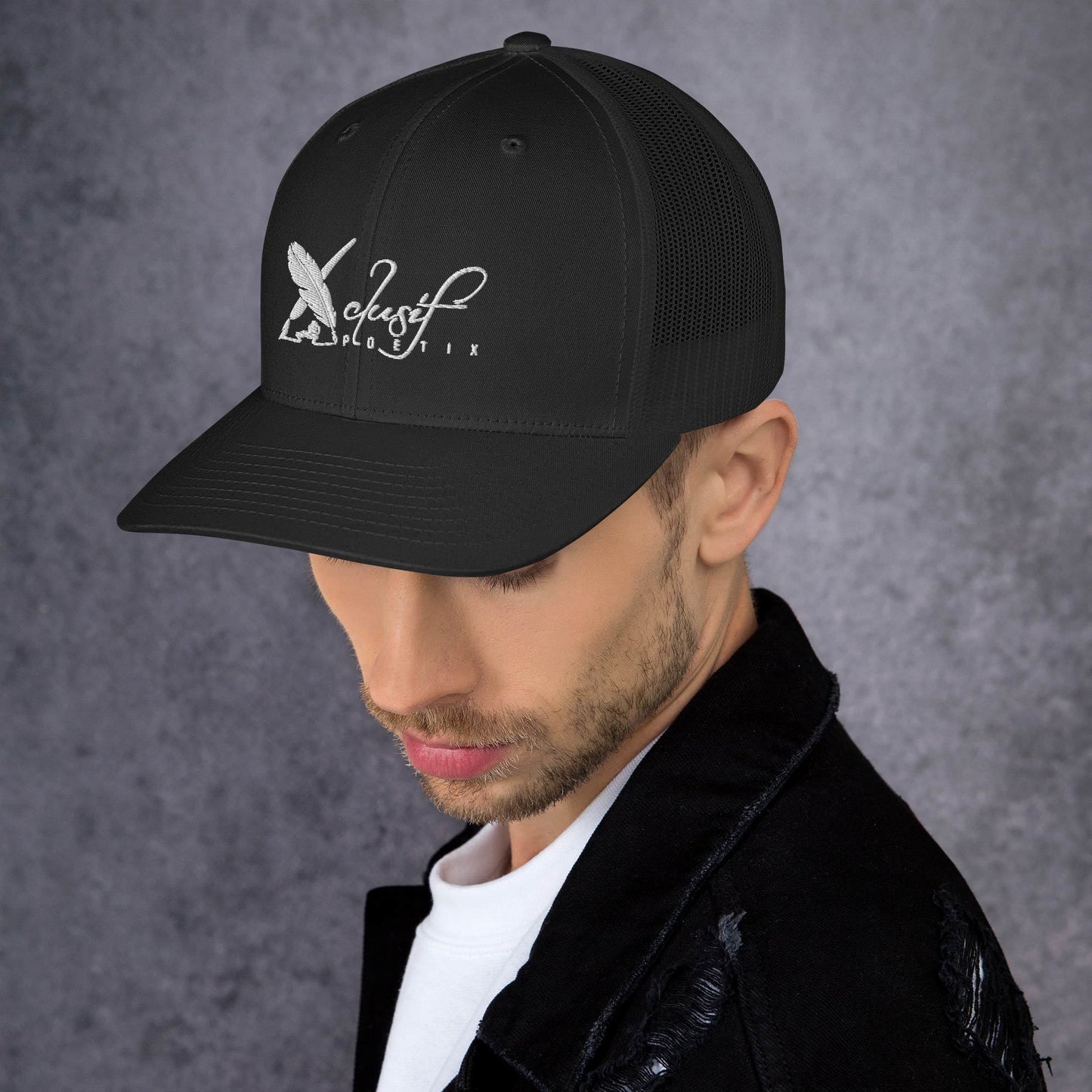 XCLUSIF POETIX WHITE LOGO Retro Trucker Cap