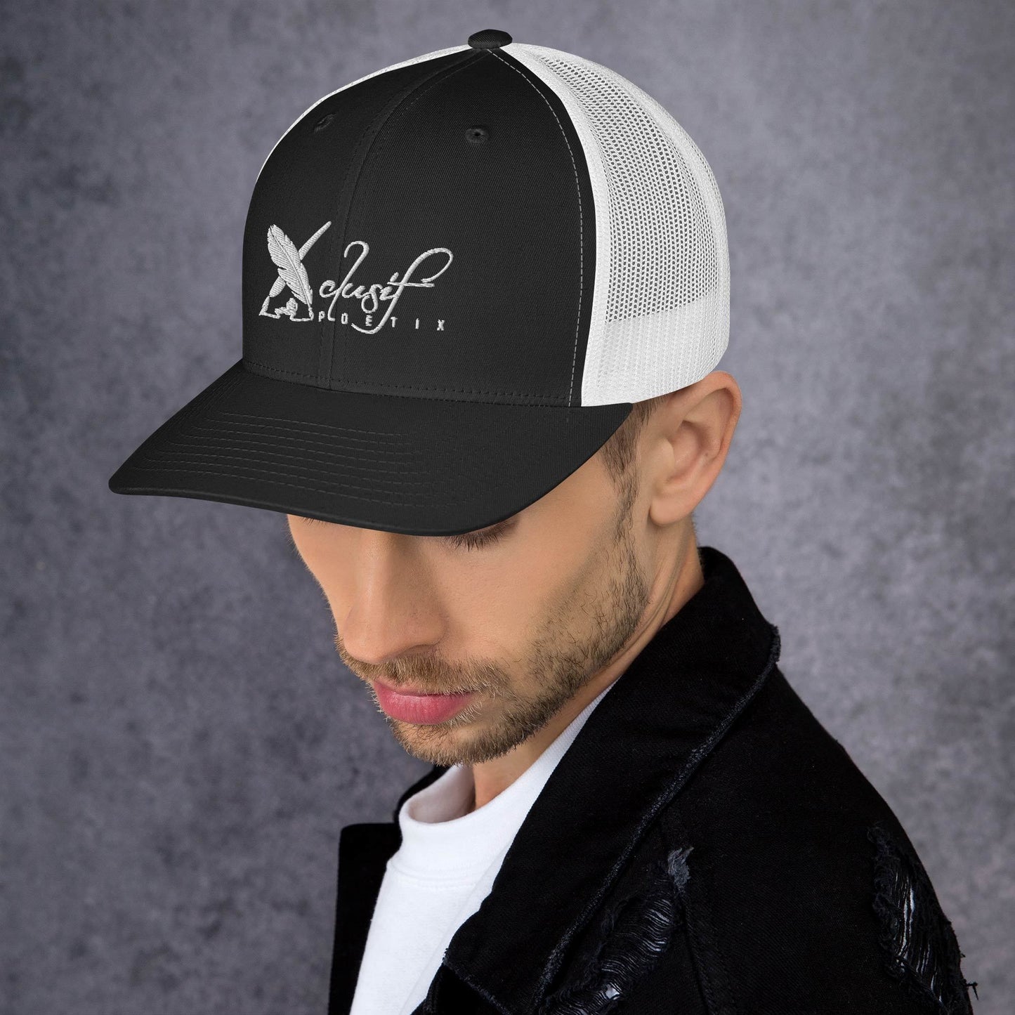 XCLUSIF POETIX WHITE LOGO Retro Trucker Cap