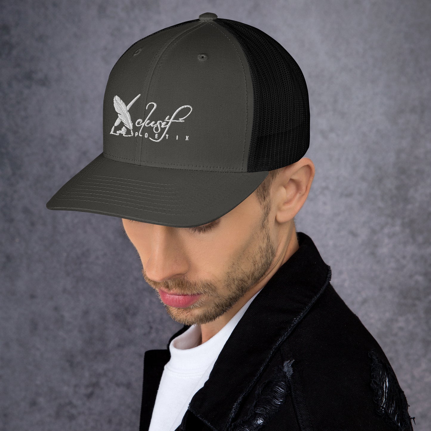 XCLUSIF POETIX WHITE LOGO Retro Trucker Cap