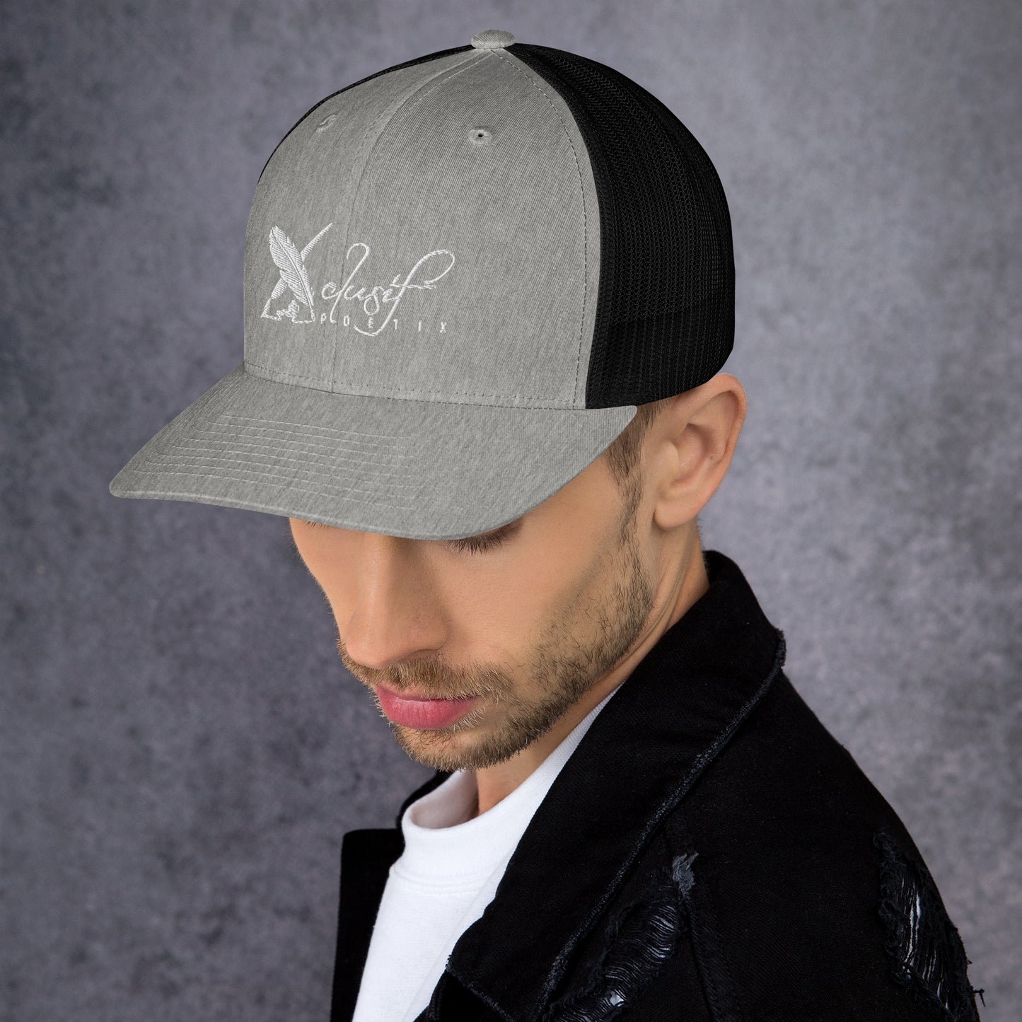 XCLUSIF POETIX WHITE LOGO Retro Trucker Cap